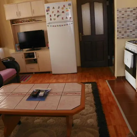 4 Persons Flat House - Cheap Homestay Sleeping Place * Анталья
