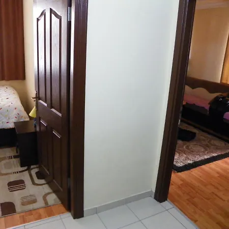 4 Persons Flat House - Cheap Homestay Sleeping Place *