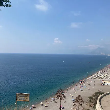 4 Persons Flat House - Cheap Homestay Sleeping Place Appartamento Antalia