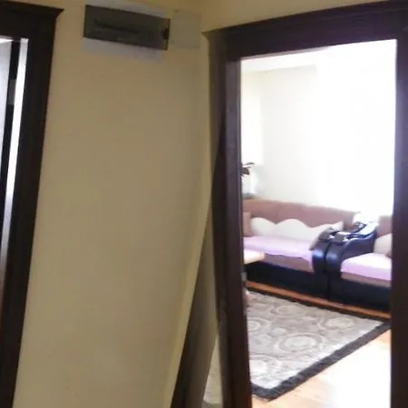 4 Persons Flat House - Cheap Homestay Sleeping Place * אנטליה