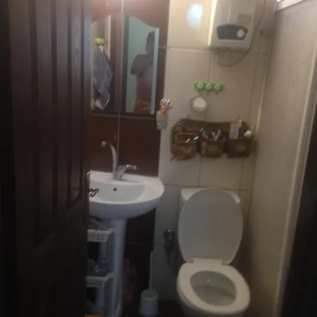 4 Persons Flat House - Cheap Homestay Sleeping Place Apartmán *